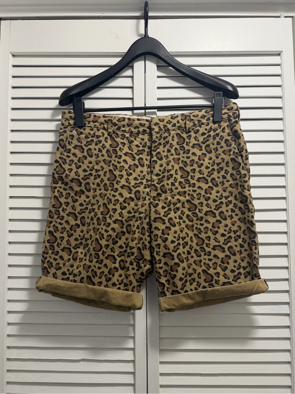 Men’s Leopard Print Bermuda Shorts Casual Animal Print Tan Black Size 31